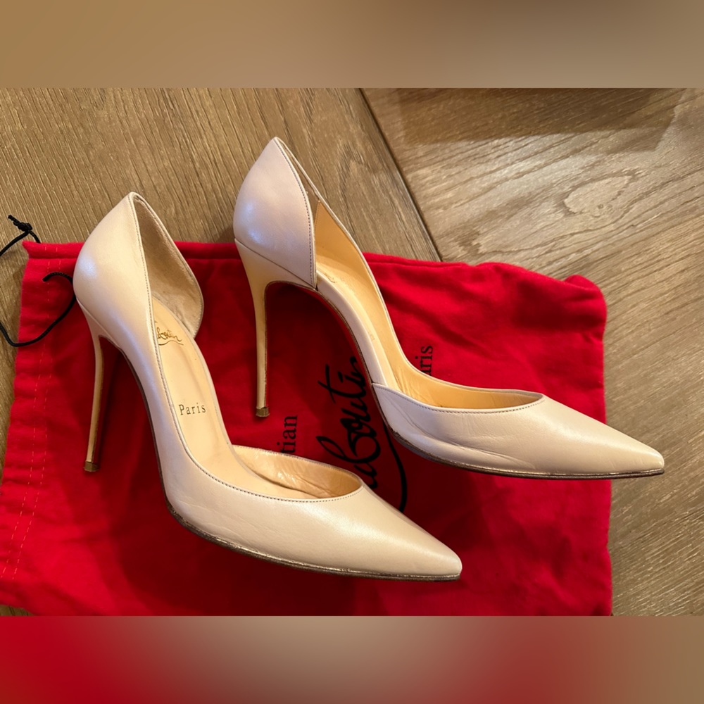 Christian Louboutin GOOD CONDITION
Iriza Leather Red Sole Pumps - Picture 11 of 14